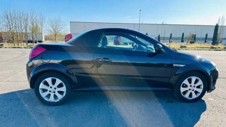 2008 Opel Tigra Black 202000 km
